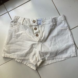 RVCA white linen size 27 white/cream shorts